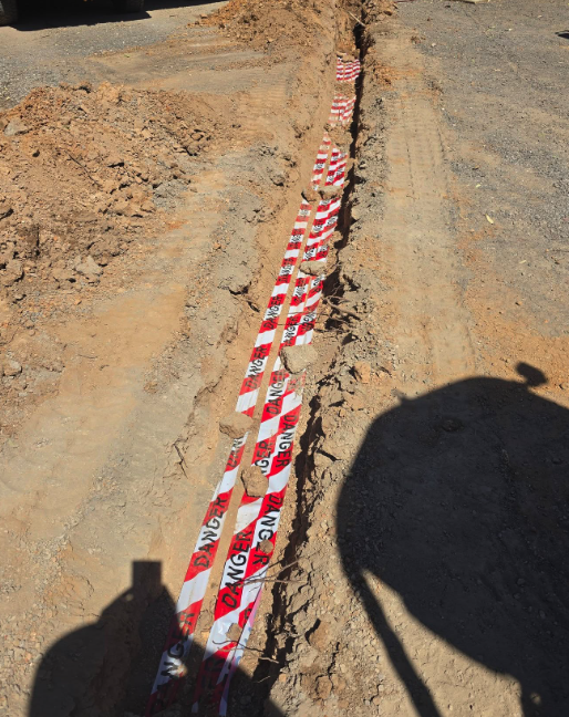 Darwin Daves Earthworx and Hire | 219 Schumakers Ln, Maiden Gully VIC 3551, Australia | Phone: 0407 452 330