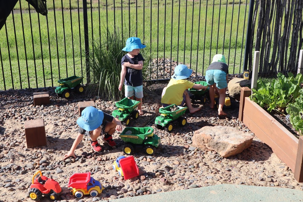 Bees Nees Early Learning | 104 Hillview Rd, East Branxton NSW 2335, Australia | Phone: (02) 4938 1900