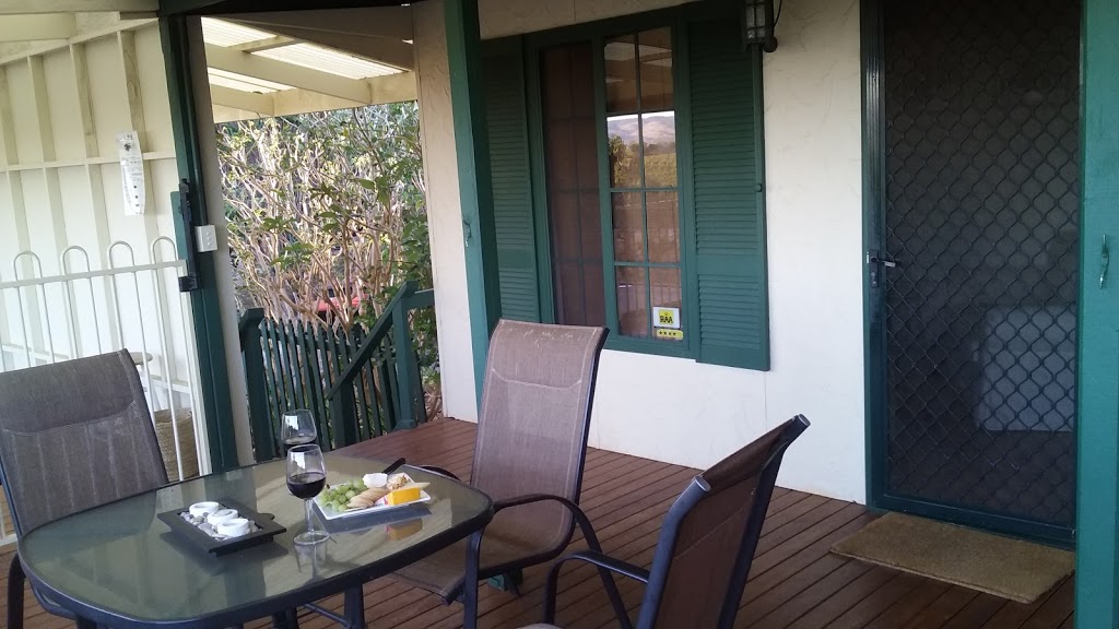 Rendzina Cottage | 502 Bayliss Rd, Tatachilla SA 5171, Australia | Phone: 0431 025 123