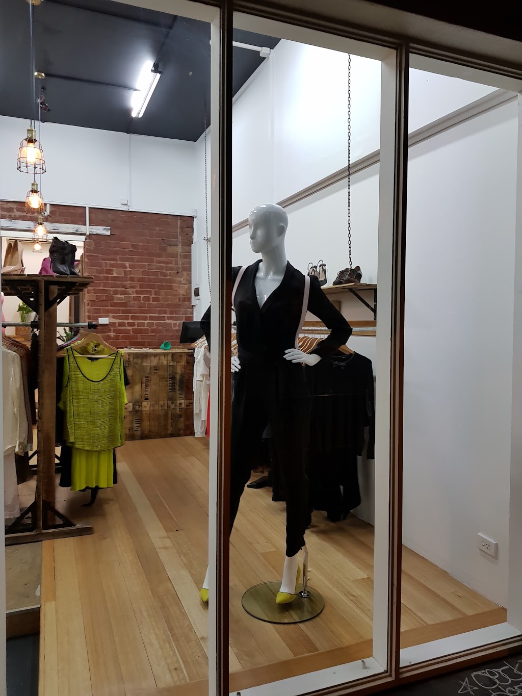 Fashionattic | clothing store | 337 Sydney Rd, Brunswick VIC 3056, Australia | 0390688188 OR +61 3 9068 8188
