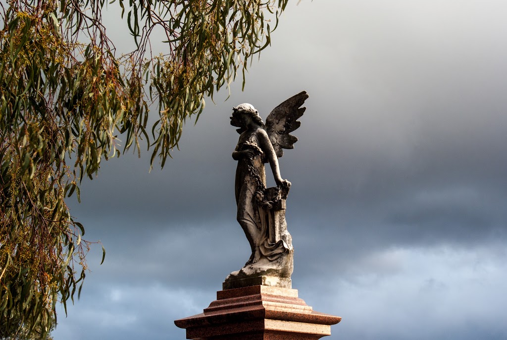 Coburg Cemetery | cemetery | Bell St & Elizabeth Street, Preston VIC 3058, Australia | 1300022298 OR +61 1300 022 298