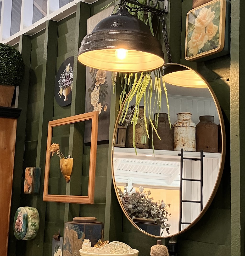 The Flower Grocer | 38 Victoria St, Forest Hill QLD 4342, Australia | Phone: 0416 114 622