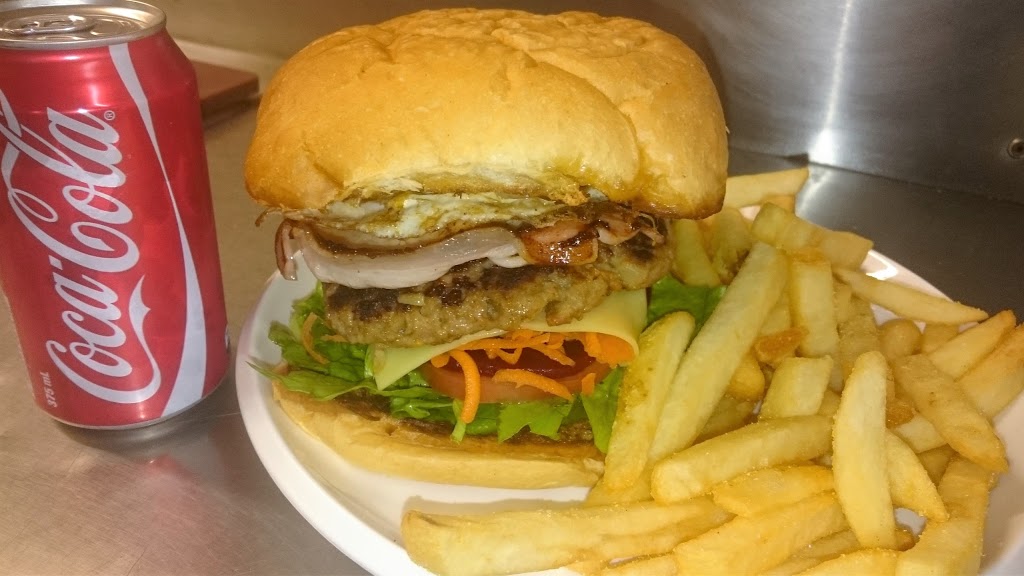 Rockys Burger Shack | 37 Gladstone Rd, Allenstown QLD 4700, Australia | Phone: (07) 4927 7557