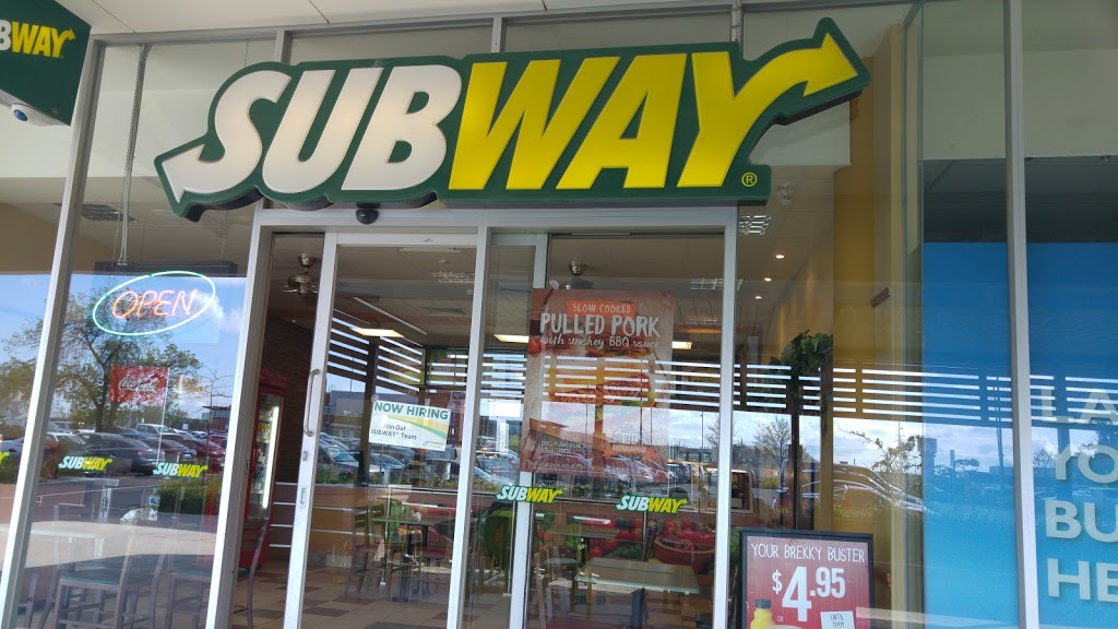 Subway Essendon Fields | restaurant | 5/30 English St, Essendon Fields VIC 3041, Australia | 0390943797 OR +61 3 9094 3797