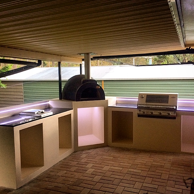 Fraser Coast Wood Fired Ovens | food | 172 Pacific Haven Dr, Howard QLD 4659, Australia | 0741290817 OR +61 7 4129 0817