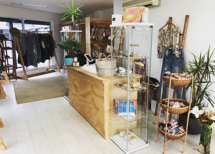 Luxe Isle | clothing store | 1/75 Chapel St, Cowes VIC 3922, Australia | 0400571085 OR +61 400 571 085