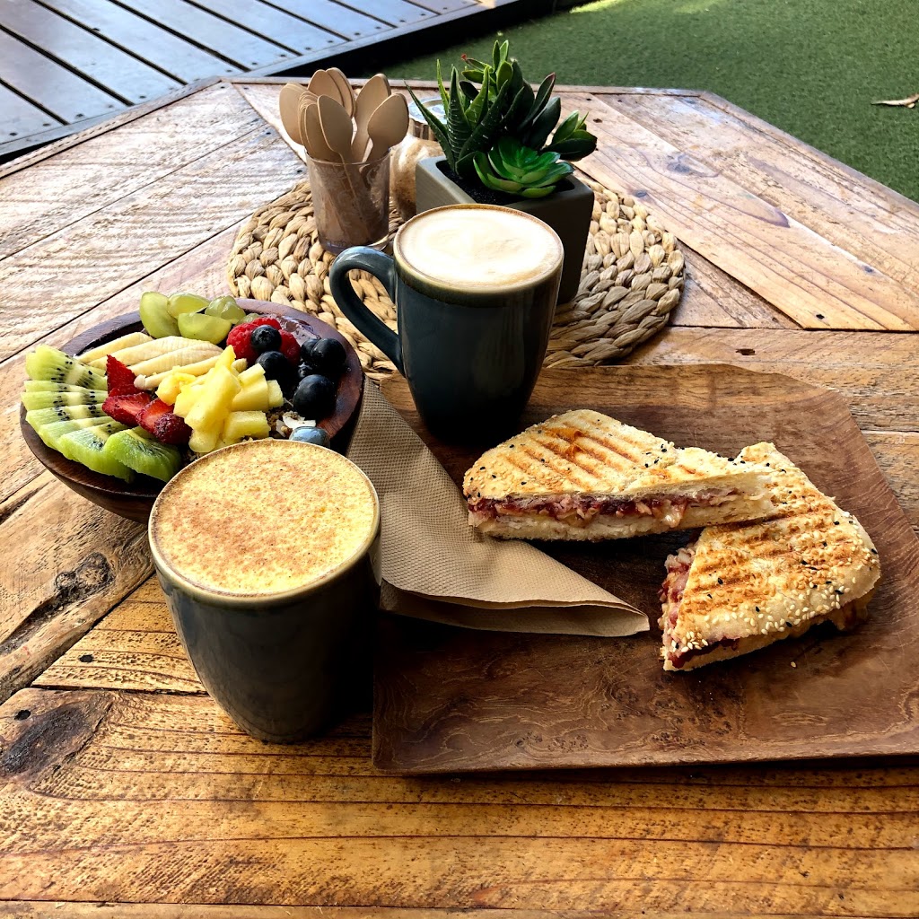 Bohemian Raw Cafe | Abel Point, Shingley Dr, Airlie Beach QLD 4802, Australia | Phone: (07) 4948 0274