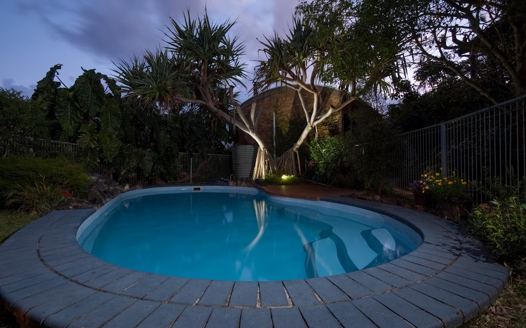Branto Pty Ltd trading as Maleny Views Cottage resort | lodging | 1 Panorama Pl, Maleny QLD 4552, Australia | 0754943943 OR +61 7 5494 3943