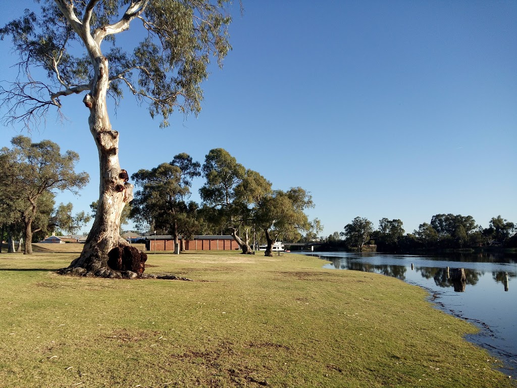 Willow Bend Caravan Park | rv park | 14-16 Darling St, Wentworth NSW 2648, Australia | 0350273213 OR +61 3 5027 3213
