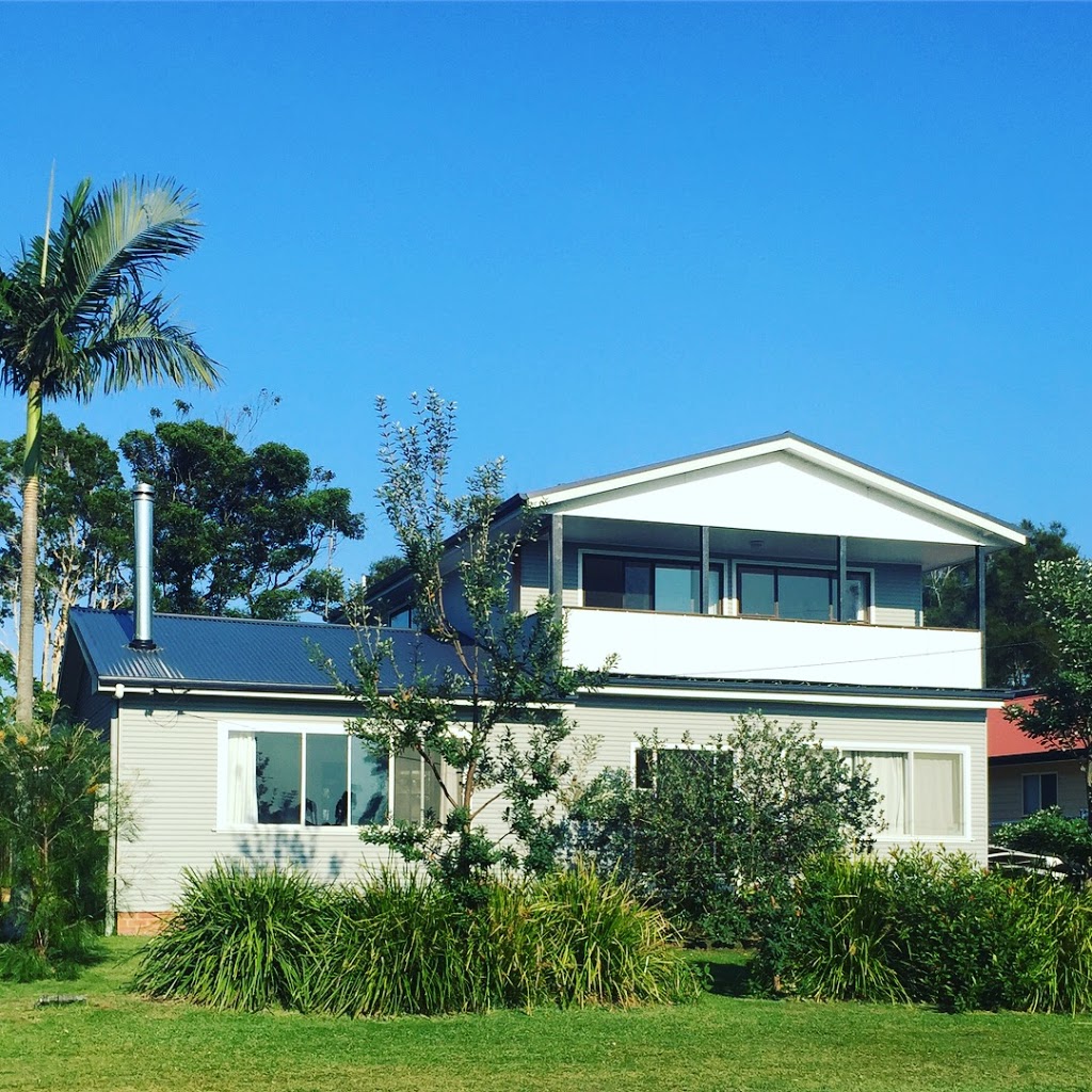 Swan House | lodging | 51 Collier Dr, Cudmirrah NSW 2540, Australia