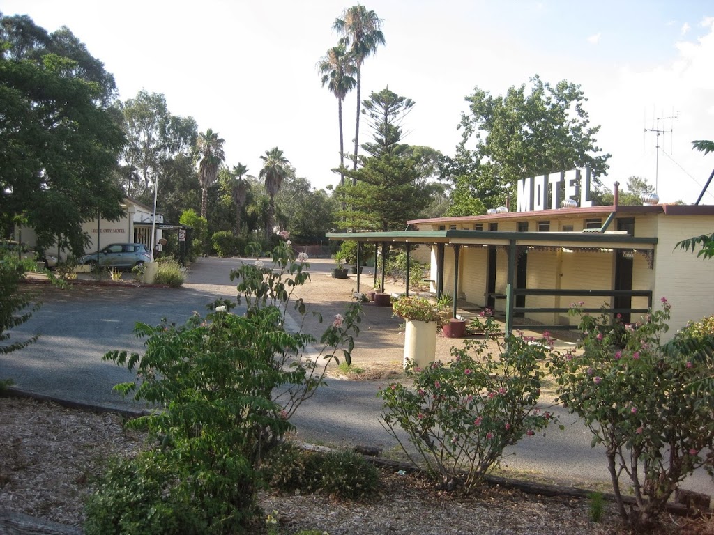 Rose City Motor Inn | lodging | 1 Faithfull St, Benalla VIC 3672, Australia | 0357622611 OR +61 3 5762 2611