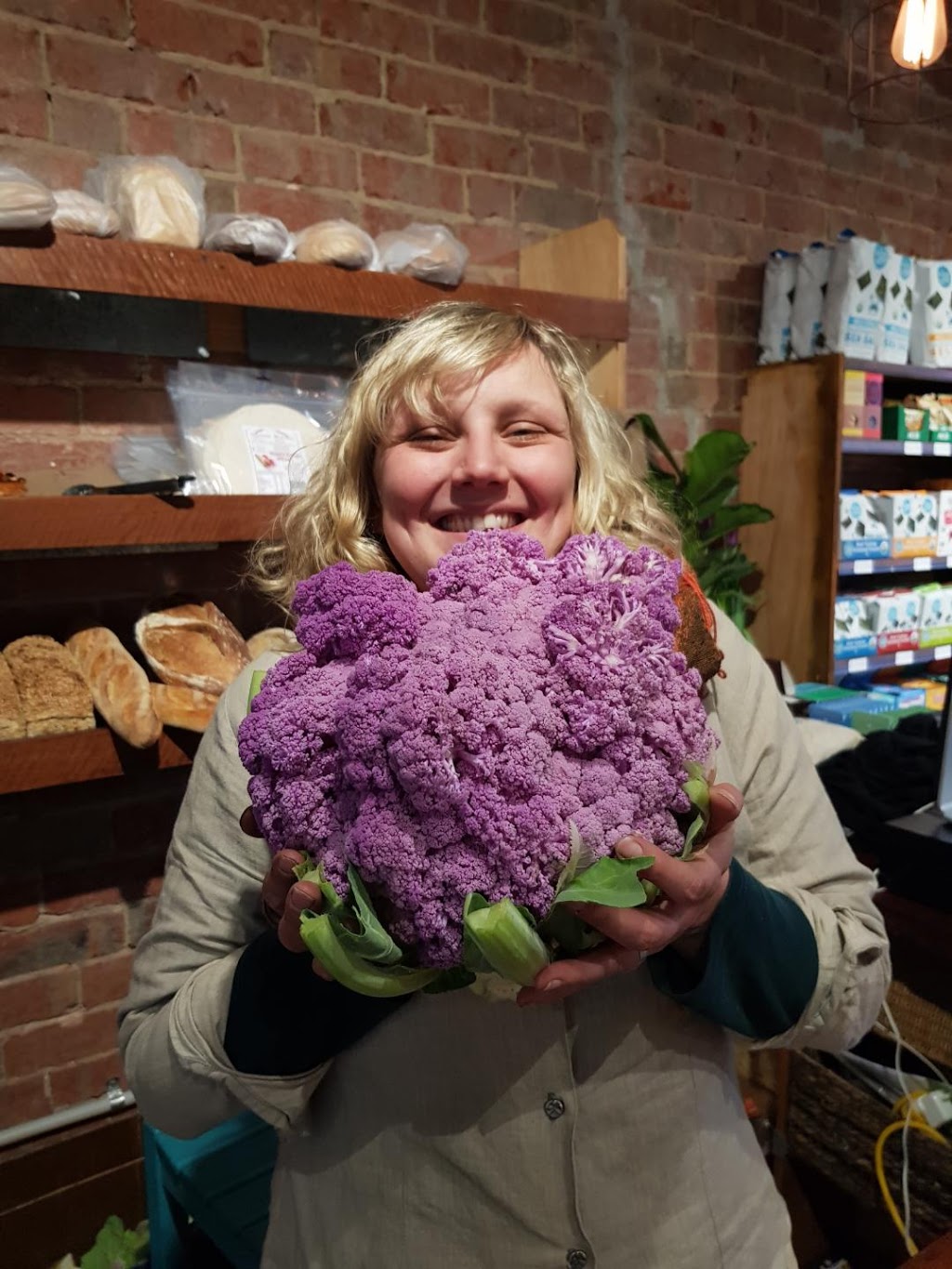 The Little Vegetable Organic Grocery | store | 253 Lower Heidelberg Rd, Ivanhoe East VIC 3079, Australia | 0394981723 OR +61 3 9498 1723