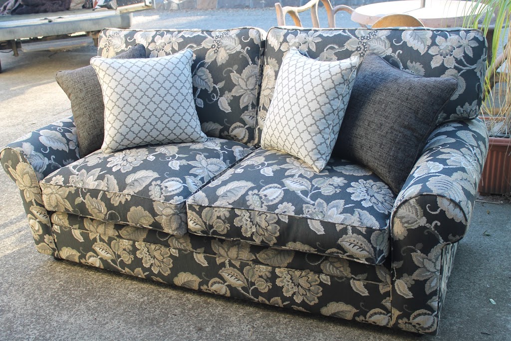 Yarra Valley Upholstery | furniture store | 45 Merion Way, Wandin North VIC 3139, Australia | 0402020554 OR +61 402 020 554