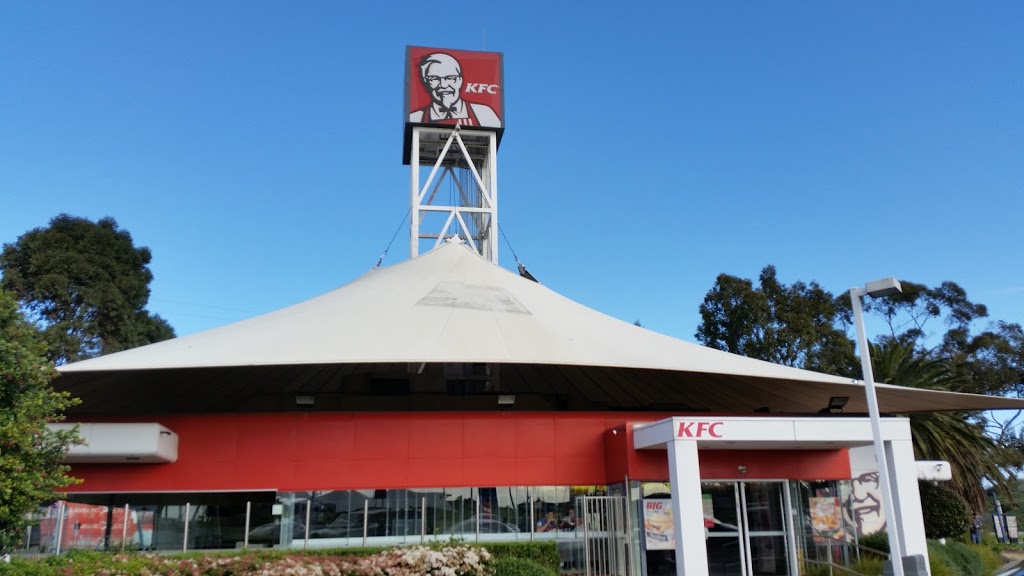 KFC Westgate Port Melbourne: Takeaway & Delivery | meal takeaway | 35-37 Prohasky St, Port Melbourne VIC 3207, Australia | 0396460408 OR +61 3 9646 0408