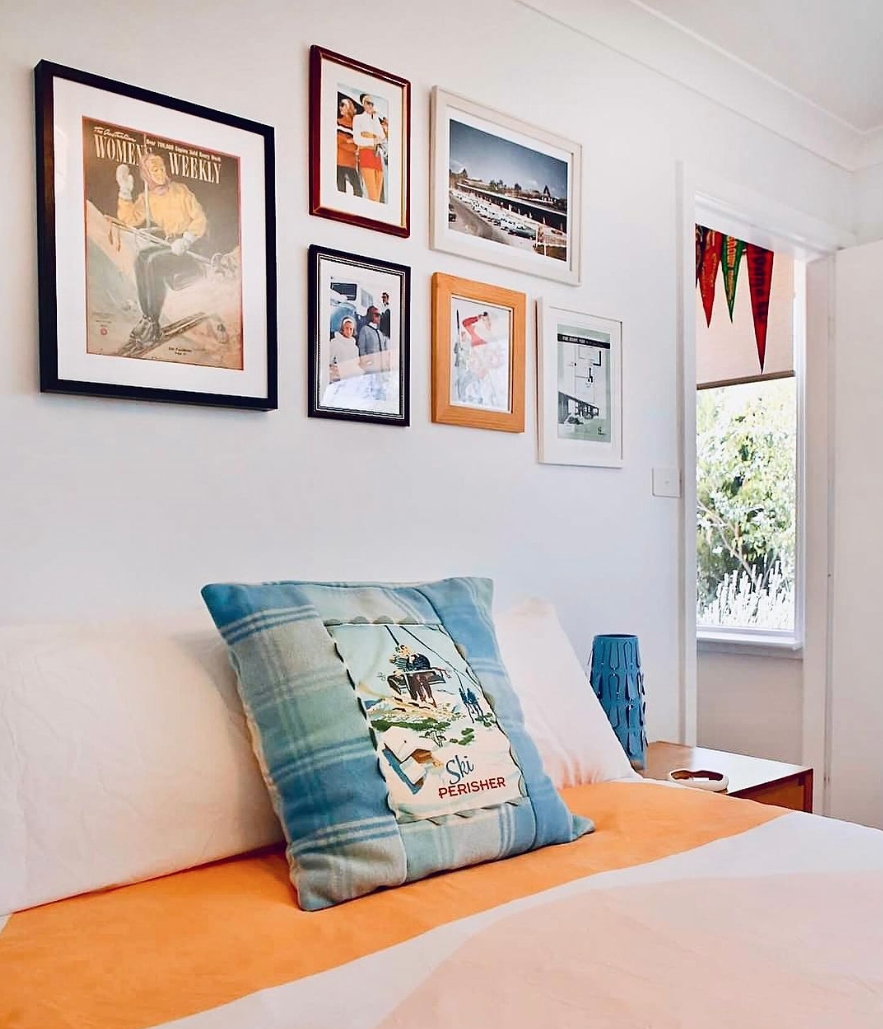 Martini Retro Hideaway | 43 Banjo Paterson Cres, Jindabyne NSW 2627, Australia | Phone: 0416 284 719