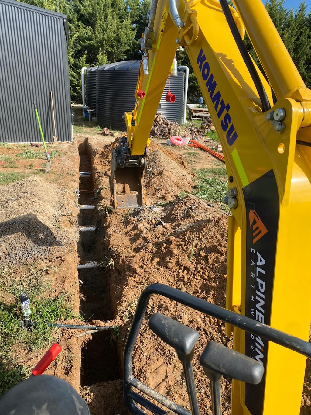 Alpine Mini Earthworks | 37 Mances Ln, Whorouly East VIC 3735, Australia | Phone: 0401 565 185