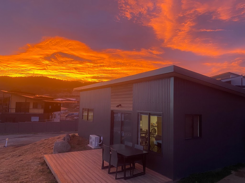 Hygge Eco Cabins | 88 Kunama Dr, East Jindabyne NSW 2627, Australia | Phone: 0410 561 239