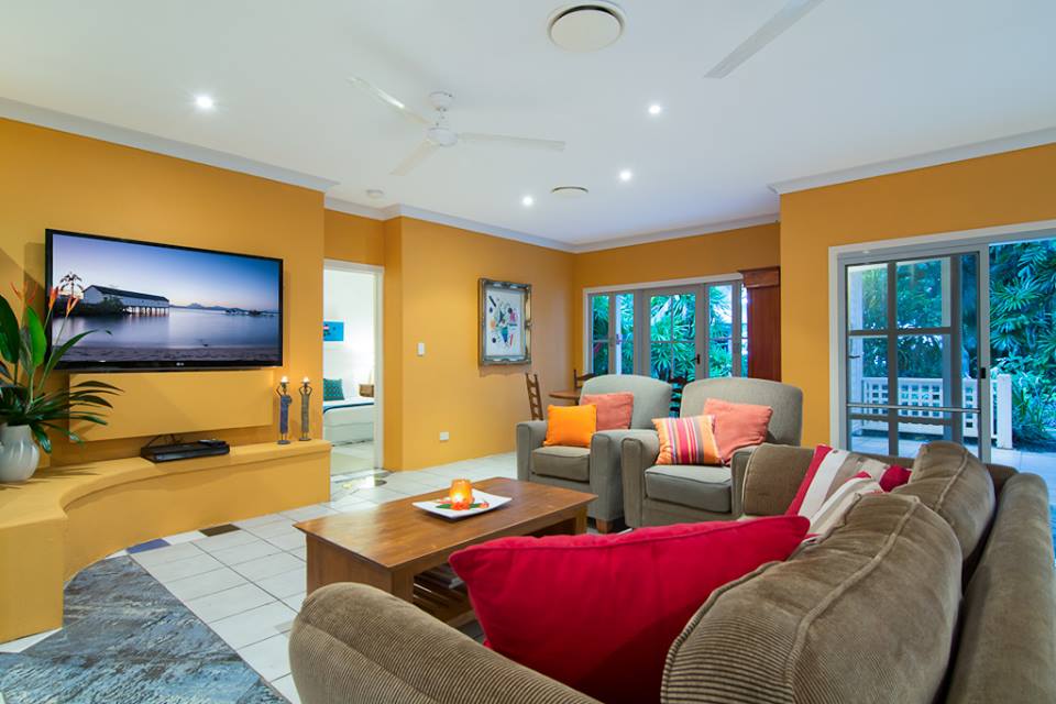 Mistral Tropical Beach House | 20 Triton Cres, Port Douglas QLD 4877, Australia | Phone: 0456 094 366