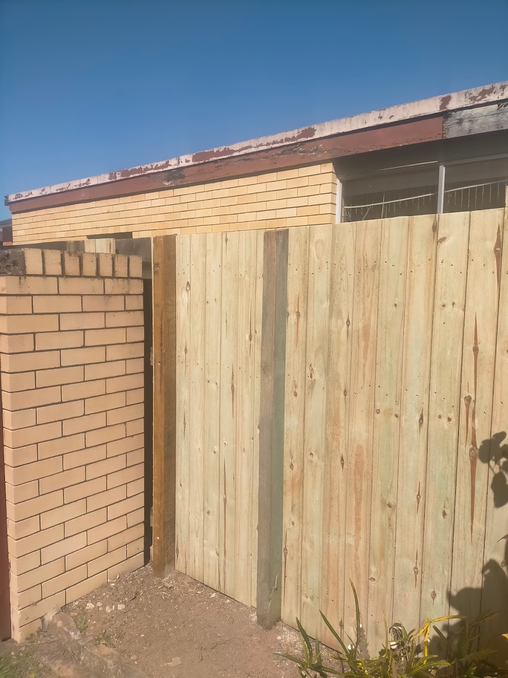 livinglawns and Maintenance | 95 Pradella Rd, Pozieres QLD 4352, Australia | Phone: 0414 697 775