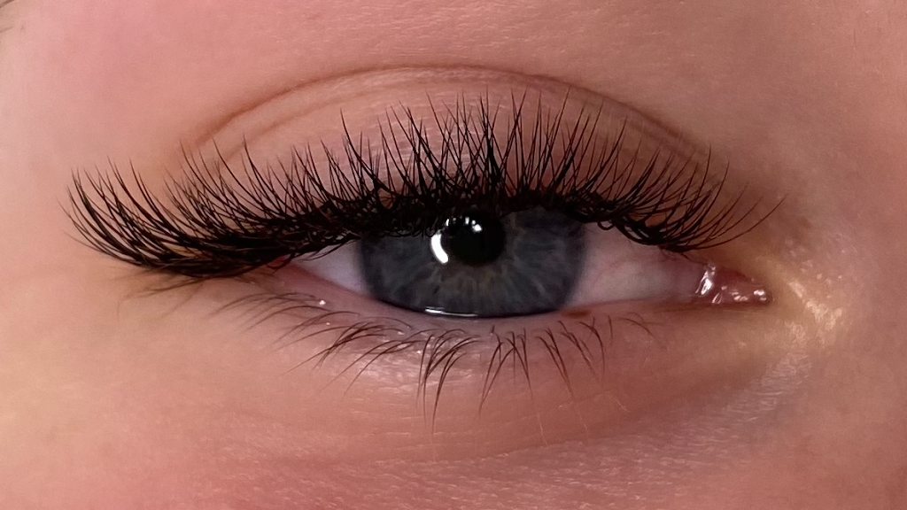 Molly Adriana Lash Artistry | 174 B Osborne St, Nowra NSW 2541, Australia | Phone: 0423 732 934