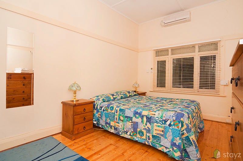Sea Cottage | lodging | 9A St Johns Row, Glenelg SA 5045, Australia | 0407410216 OR +61 407 410 216