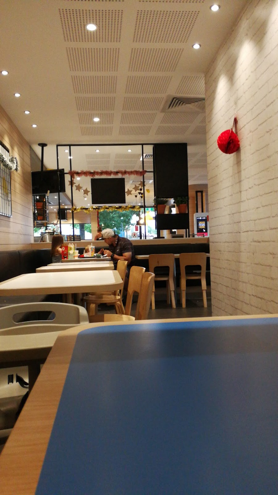 McDonalds Gungahlin | cafe | Cnr Ernest Cavanagh &, Gozzard St, Gungahlin ACT 2912, Australia | 0262420970 OR +61 2 6242 0970