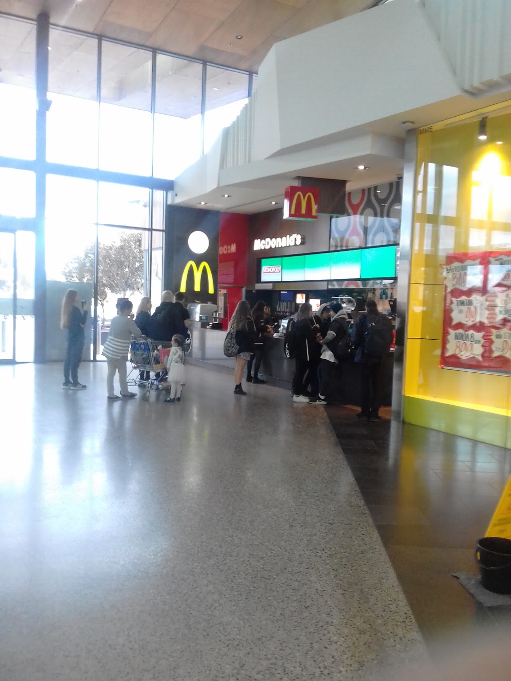 McDonalds Plenty Valley S/C | meal takeaway | Plenty Valley Shopping Centre, 415 McDonalds Rd, Mill Park VIC 3082, Australia | 0394364711 OR +61 3 9436 4711