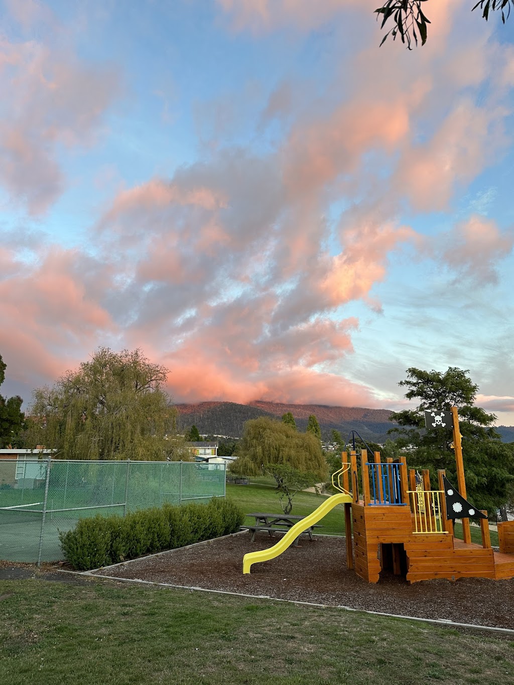 Greenhouses of Tasmania | 881 Brooker Hwy, Rosetta TAS 7010, Australia | Phone: 0418 131 922 Greenhouses of Tasmania | 881 Brooker Hwy, Rosetta TAS 7010, Australia | Phone: 0418 131 922