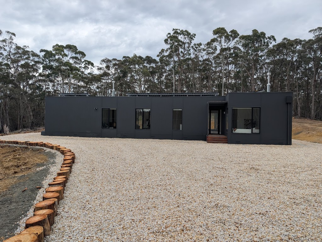 Locked Excavations | 10 Cranneys Ln, Trentham VIC 3458, Australia | Phone: 0429 609 270