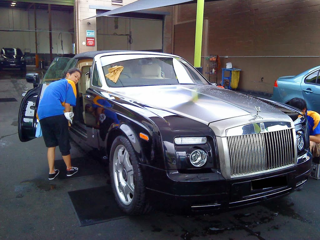 Expresso Hand Carwash & Car Detailing | 104 Ferry Rd, Southport QLD 4215, Australia | Phone: (07) 5531 0244