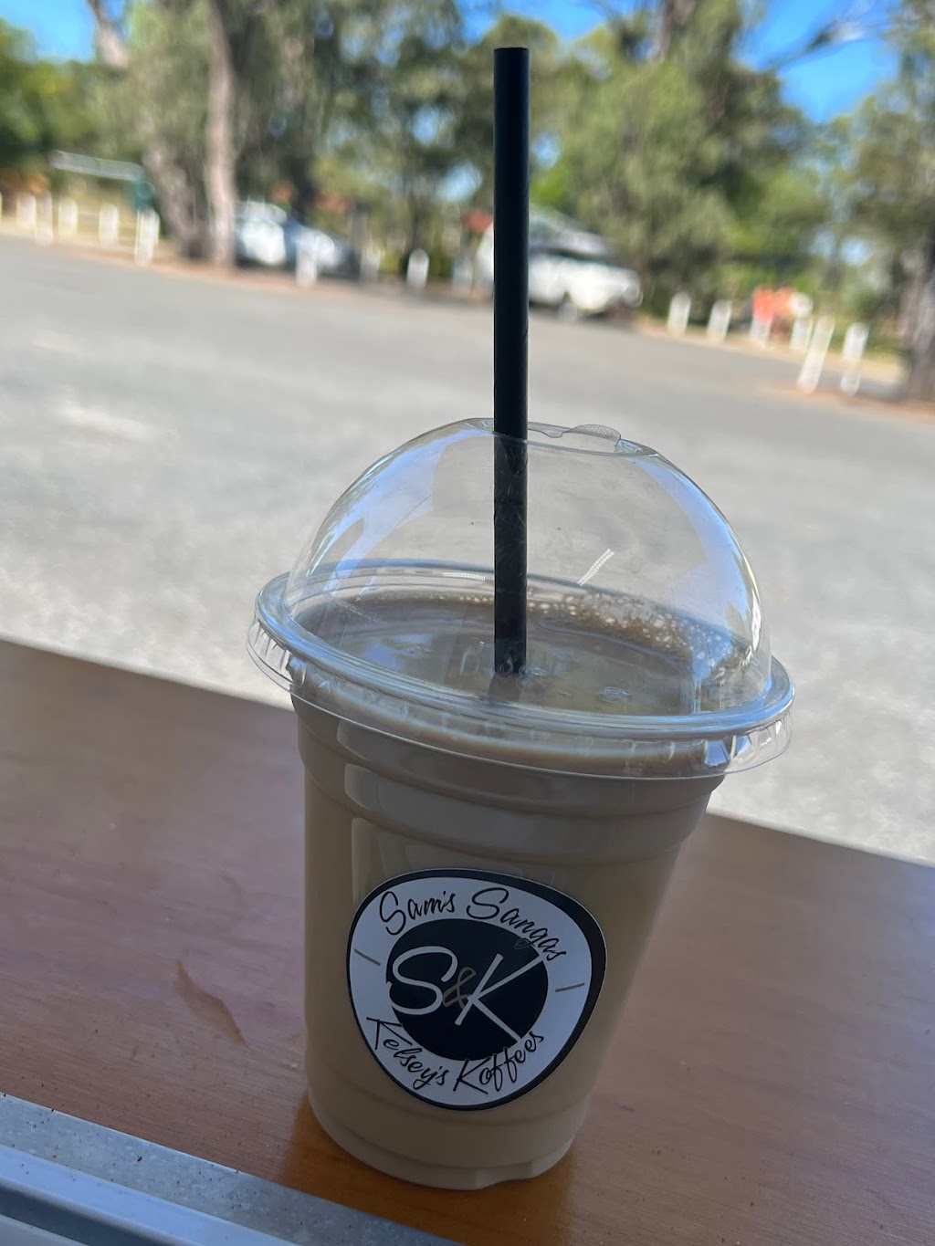 Sam’s Sangas & Kelsey’s Koffees | cafe | 405/LOT 6 Burns street, Yaamba QLD 4702, Australia | 0420337811 OR +61 420 337 811