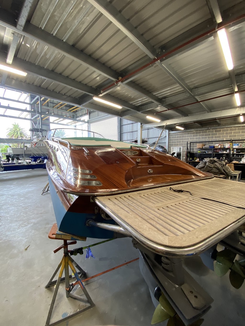 VIP Marine Taren Point | 1/13 Mangrove Ln, Taren Point NSW 2229, Australia | Phone: 0468 356 444