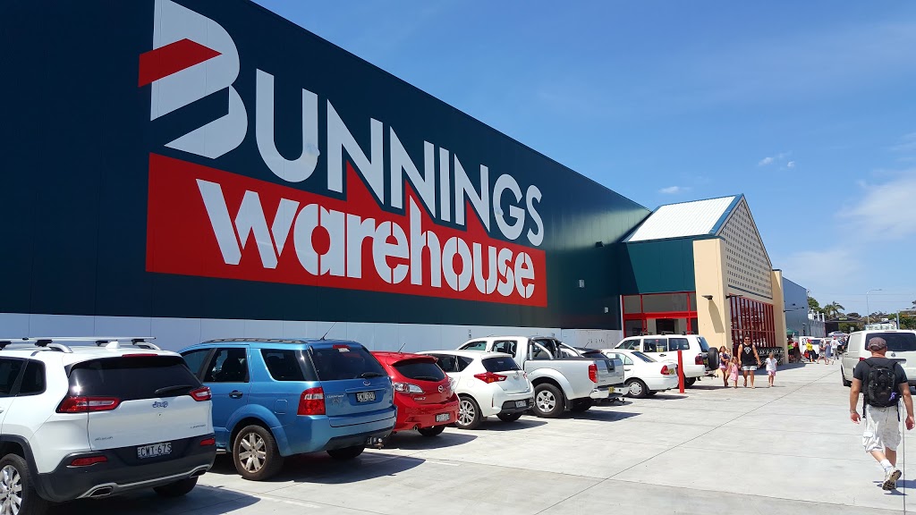 Bunnings Bellambi | hardware store | Cnr Bellambi Ln &, Watts Ln, Bellambi NSW 2518, Australia | 0242768300 OR +61 2 4276 8300