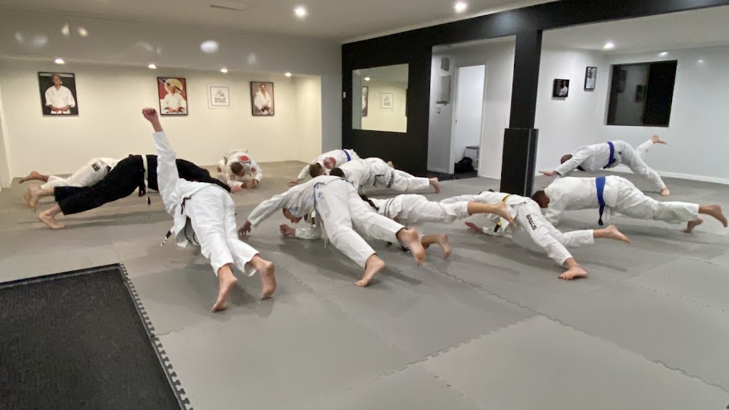 Roll up Jiujitsu | 433 Brisbane Rd, Coombabah QLD 4216, Australia | Phone: 0405 643 362