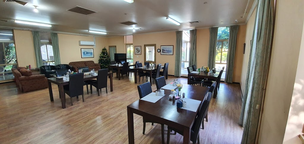 Lilydale Lodge | health | 51 Clarke St, Lilydale VIC 3140, Australia | 0397353588 OR +61 3 9735 3588