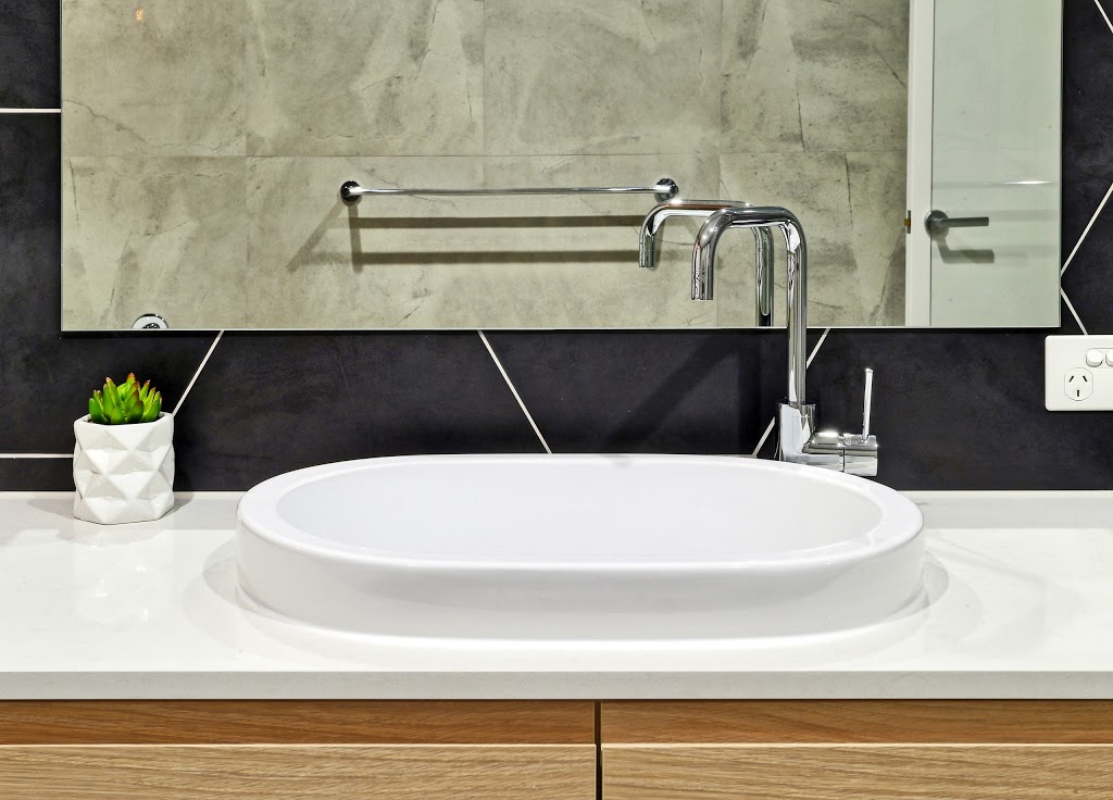 Splendid Bathrooms | home goods store | 25 Semper Pl, Calamvale QLD 4116, Australia | 0414797783 OR +61 414 797 783