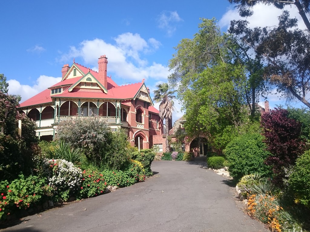 Langley Hall Bed & Breakfast | lodging | 484 Napier St, White Hills VIC 3550, Australia | 0354433693 OR +61 3 5443 3693