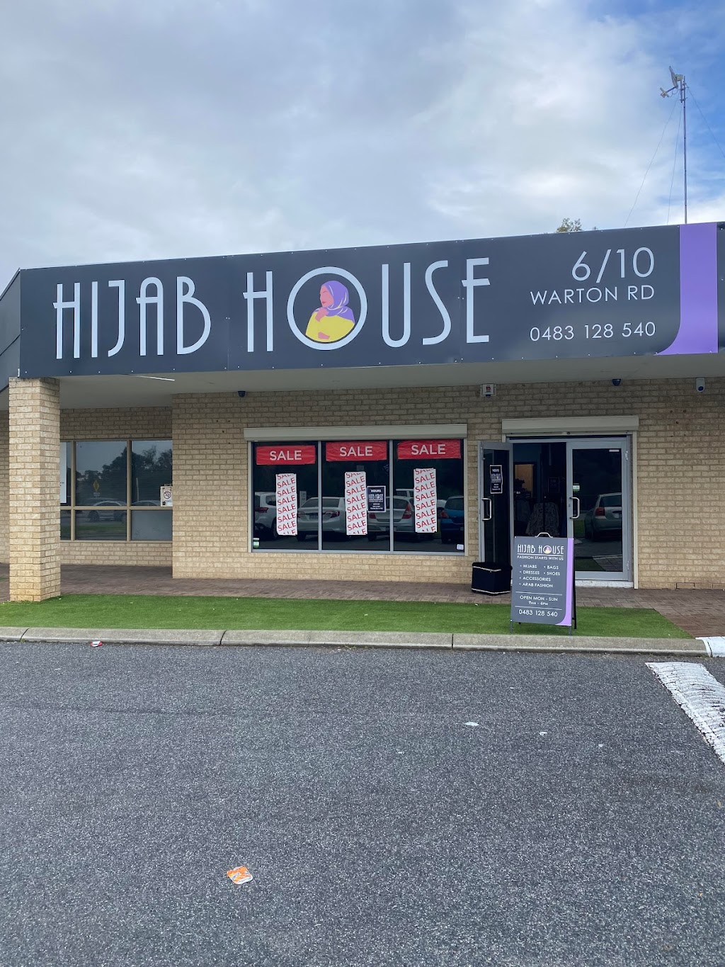 Hijab House QR | clothing store | 6/10 Warton Rd, Huntingdale WA 6110, Australia | 0457873472 OR +61 457 873 472