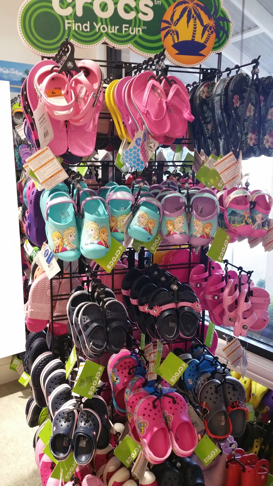 Berry Shoes & Accessories | shoe store | Shop 2/58 Albert St, Berry NSW 2535, Australia | 0244642126 OR +61 2 4464 2126