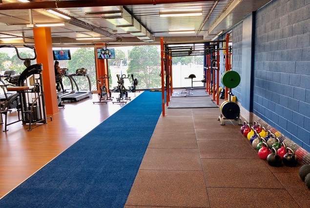 Plus Fitness Glenmore Park | gym | 1/11 Town Terrace, Glenmore Park NSW 2745, Australia | 0247372454 OR +61 2 4737 2454