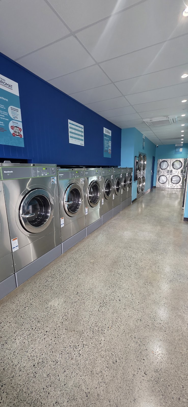 Squeaky Clean Laundromat | 61 Naomai St, Bundamba QLD 4304, Australia | Phone: 0488 183 535