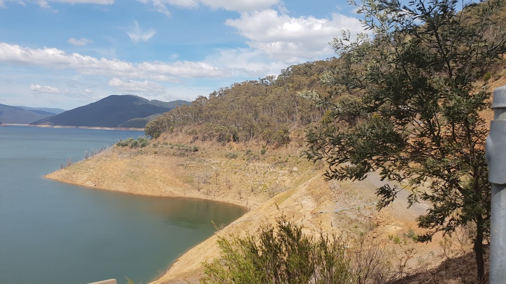 Dartmouth Dam Wall | park | Unnamed Road, Dartmouth VIC 3701, Australia | 1800630114 OR +61 1800 630 114