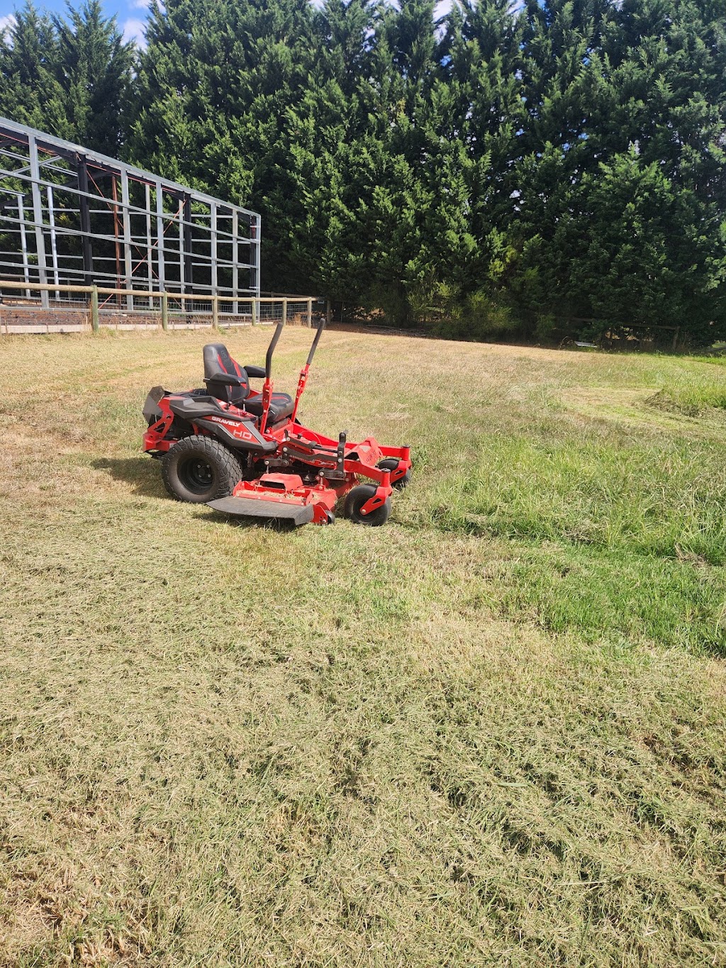 DP Mowing & Garden Care | 32 Flaxen Hills Rd, Doreen VIC 3754, Australia | Phone: 0455 742 323