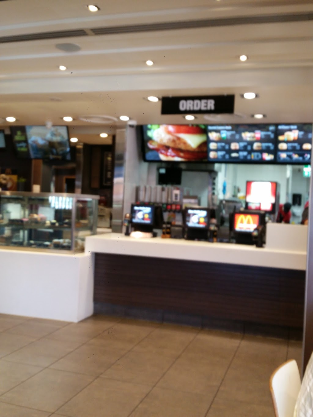 McDonalds Glendale | 389 Lake Rd, Glendale NSW 2285, Australia | Phone: (02) 4958 8300