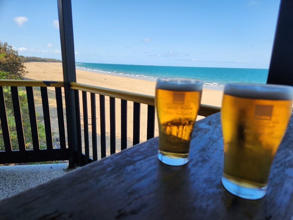 The Clubhouse - Sarina Beach | 2A Owen Jenkins Dr, Sarina Beach QLD 4737, Australia | Phone: 0417 980 289