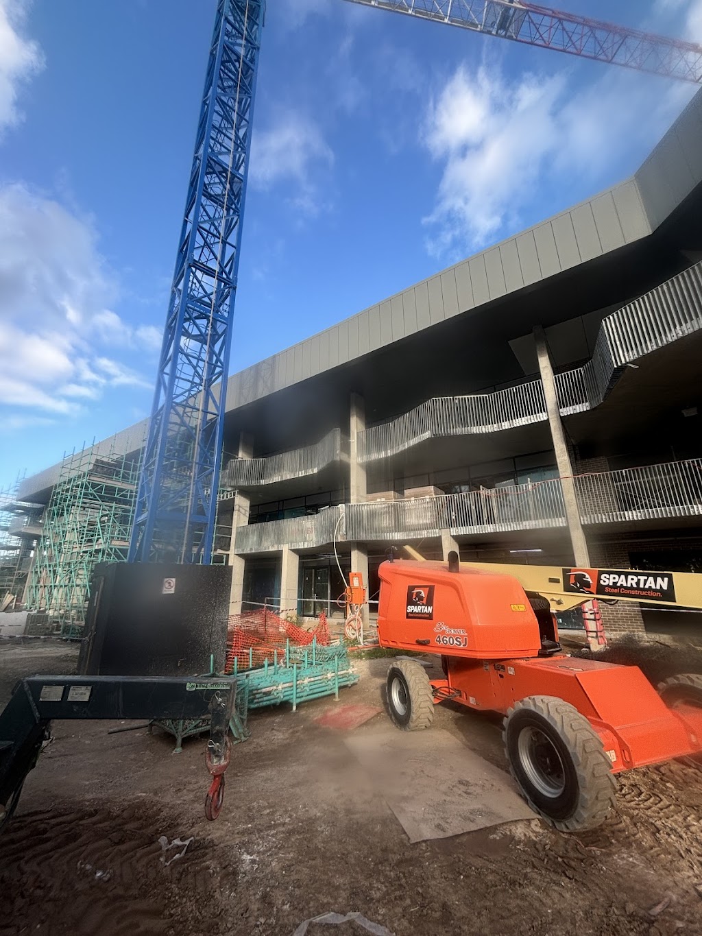 ABOVE THE REST ROOFING SOLUTIONS (AUST) PTYLTD | Budgewoi Rd, Noraville NSW 2263, Australia | Phone: 0409 153 664