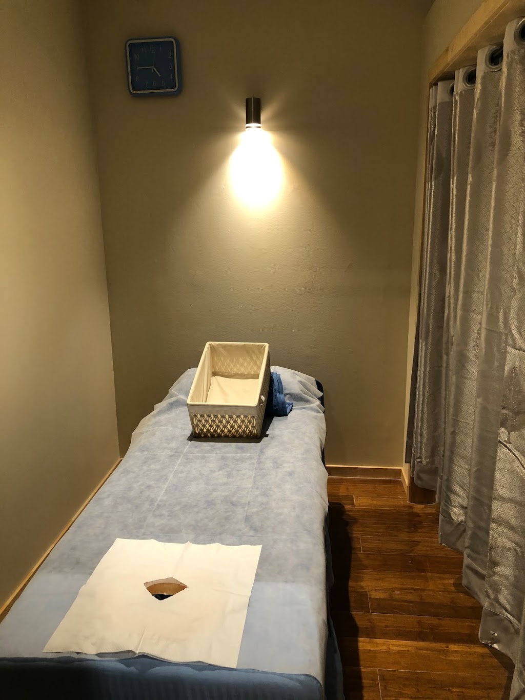Caboolture Modern Massage & Beauty | spa | Shop33, Caboolture square, 60-78 King St, Caboolture QLD 4510, Australia | 0753301441 OR +61 7 5330 1441