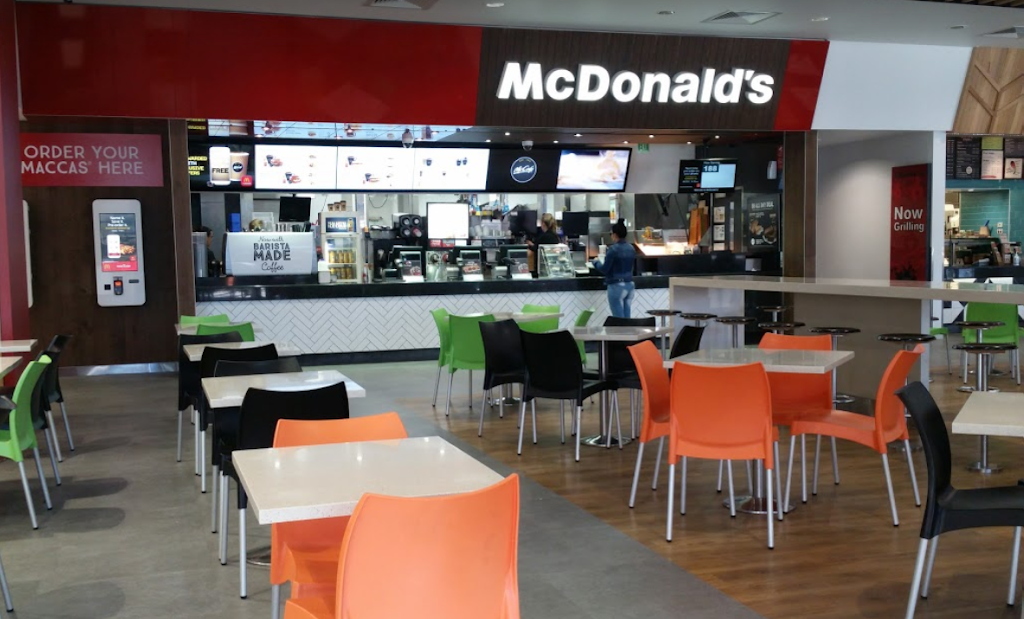McDonalds BP Coomera (BP Travel Centre) Opening Hours
