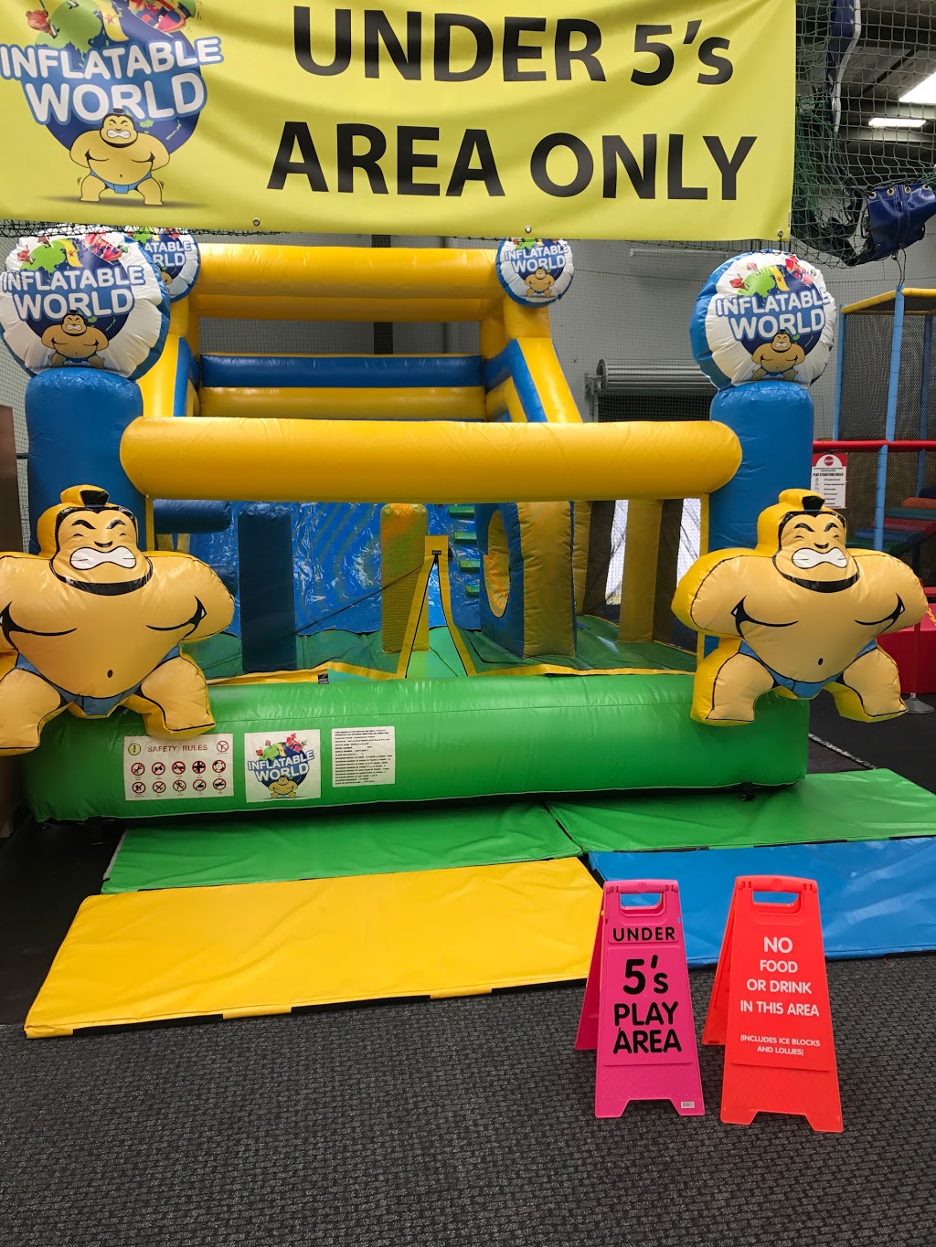 Inflatable World Ringwood | 160 New St, Ringwood VIC 3134, Australia | Phone: (03) 9879 4777