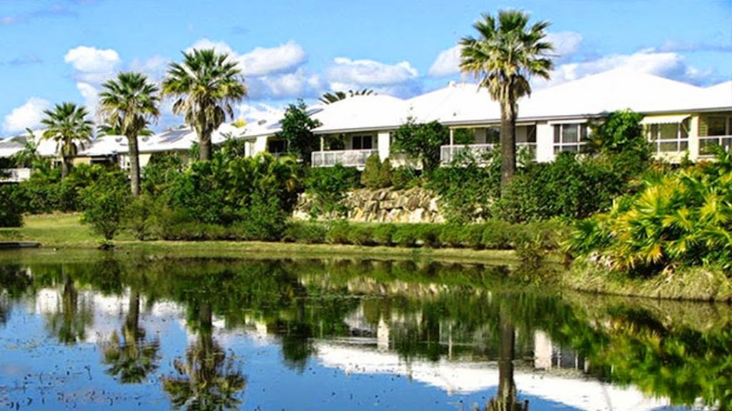 Palm Lake Resort Upper Coomera | 40 Riverbrooke Dr, Upper Coomera QLD 4209, Australia | Phone: 1800 757 457